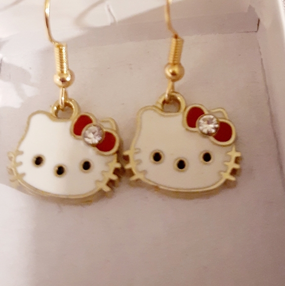 🎀Hello Kitty (Red Bow) Dangle Earrings🎀 - Picture 2 of 4